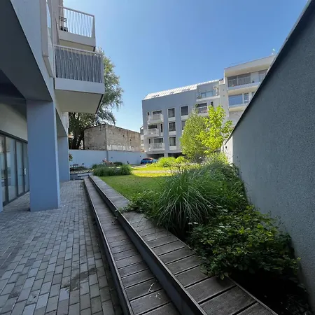 Paradise-ac&balcony Apartamento *